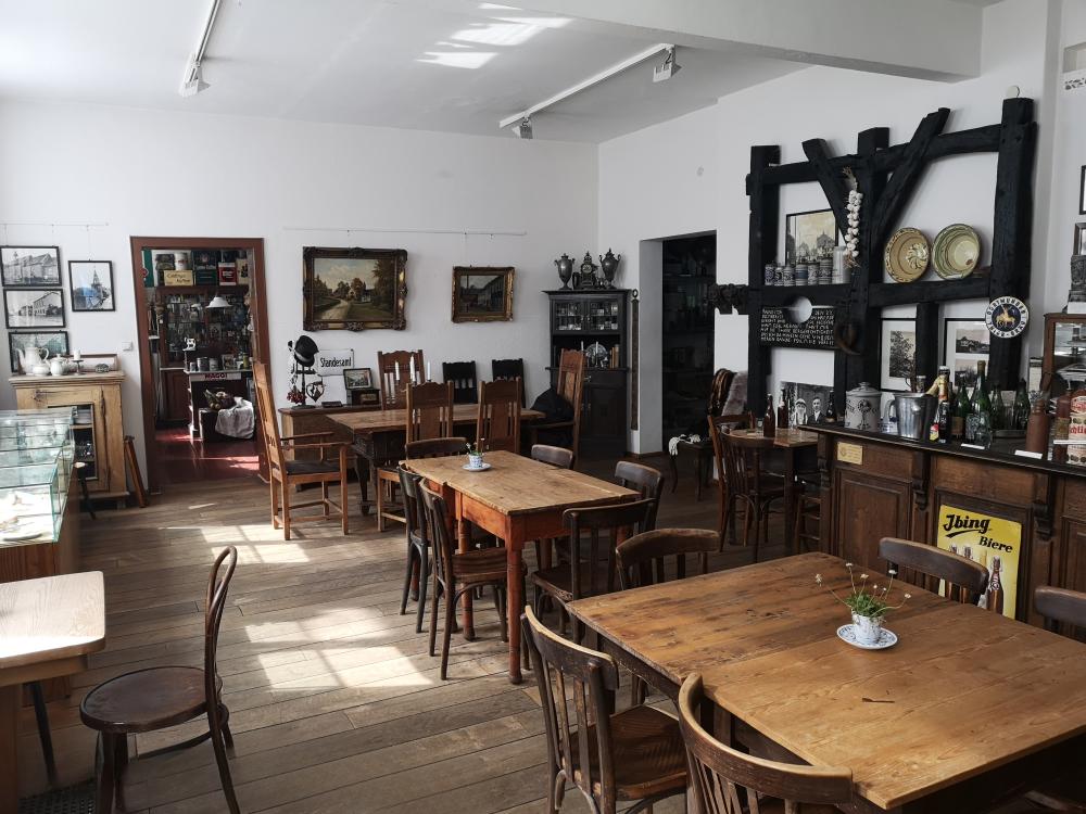 Gaststatte mit Fachwerk