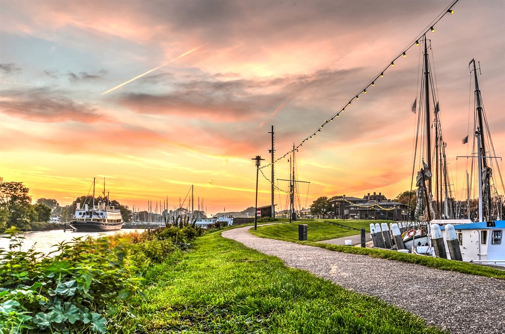 last minute hotel fietsvakantie noord holland volendam