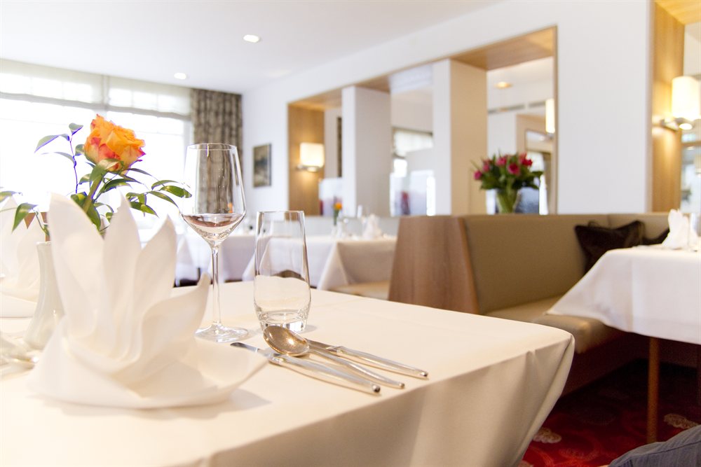 hotel lentedeal schmallenberg duitsland hotel jagdhaus wiese