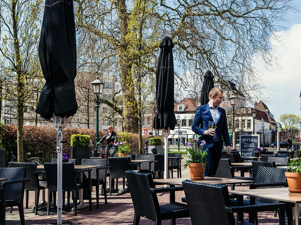 hotel last minute carlton square