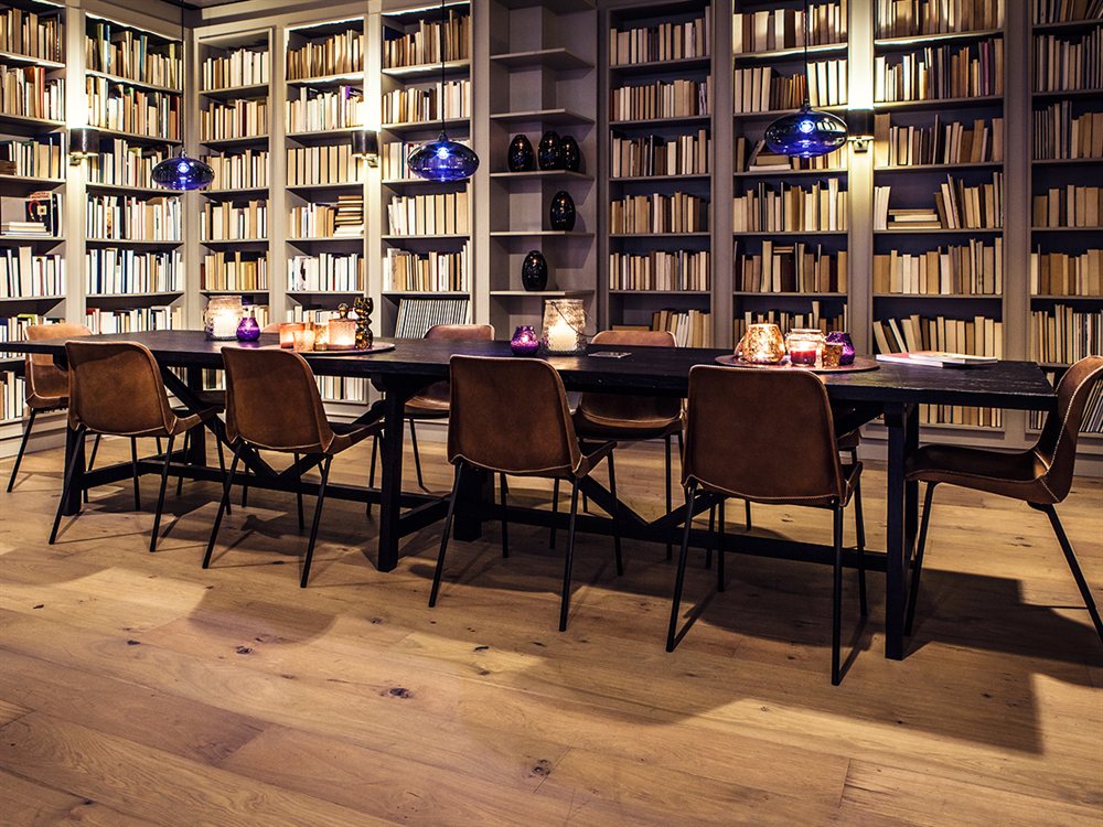 weekend trip carlton square