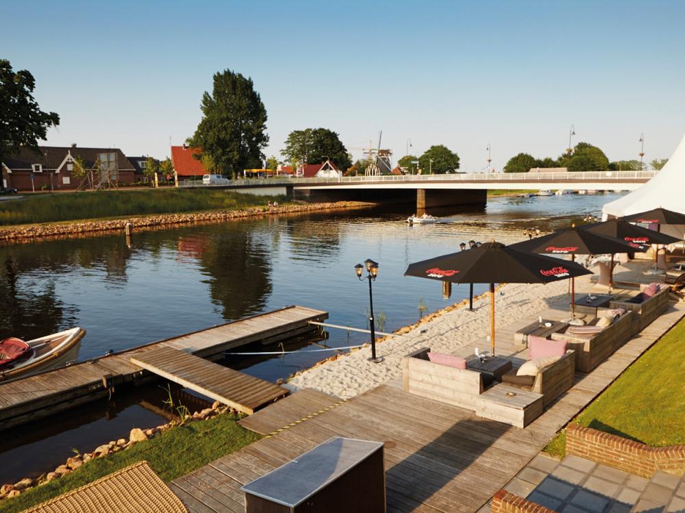 hotelaanbieding Hotel de Zon sunbeach terras