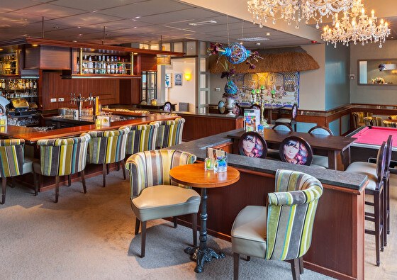 bar nobis asten