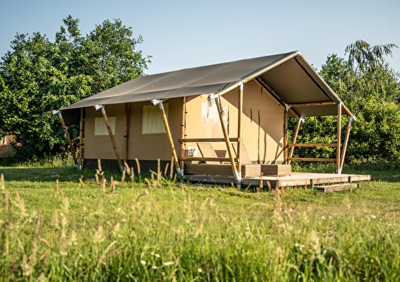 https://www.marrea.nl/upload/heading/erfgoed-bossem-de-twentse-natuur-in-en-verblijf-in-een-luxe-tent-560x395_1.jpg