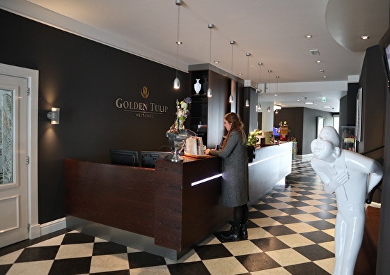 Golden Tulip West Ende front office