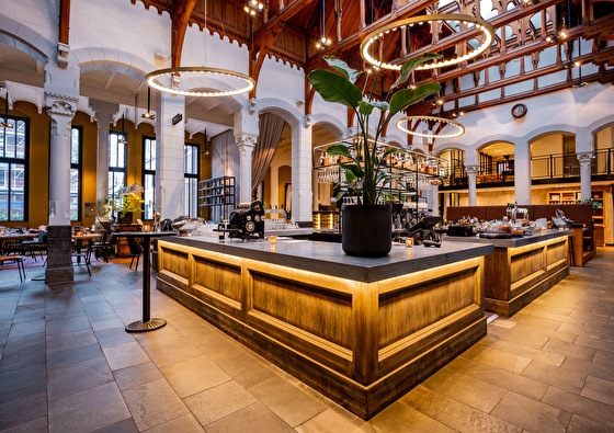 https://www.marrea.nl/upload/heading/post-plaza-hotel-grand-cafe-lovely-leeuwarden-3-daags-2024-560x395.jpg